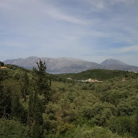 Hotel Meganisi ميغانيسي
