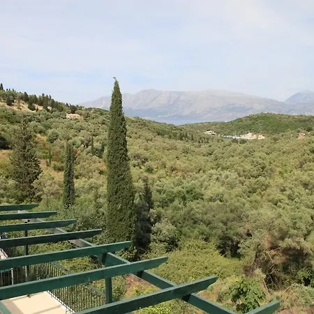 Hotel Meganisi فندق ميغانيسي